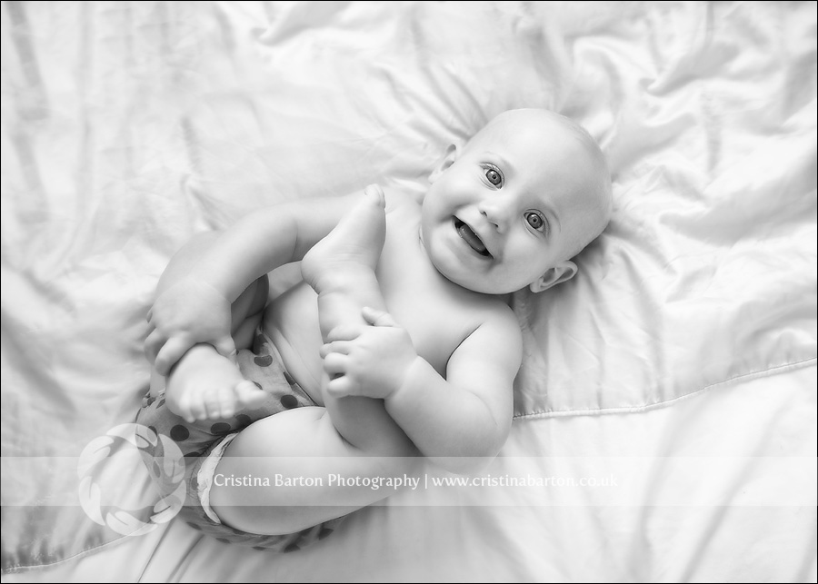 Imogen, Preview – Hampshire Baby and Family Photo Session  Winchester, Southampton, New Forest Baby Photographer