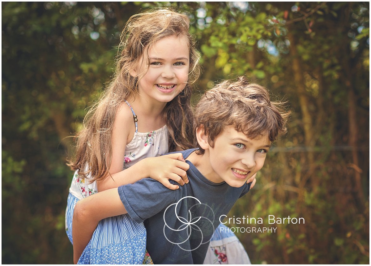 Natural Family Photoshoot at Silchester Roman Walls Children's photographer Reading