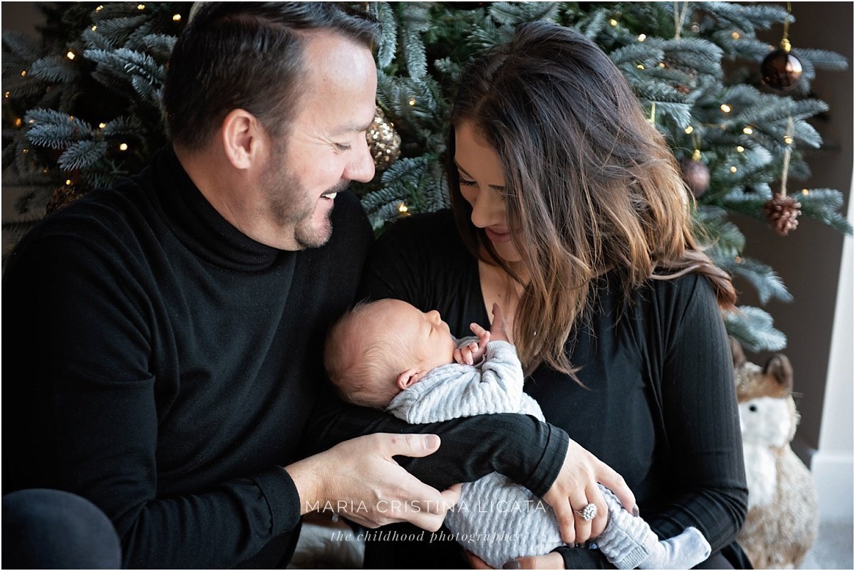 Christmas Baby Portraits <br />Newborn Photoshoot in Winchester newborn photography at home winchester