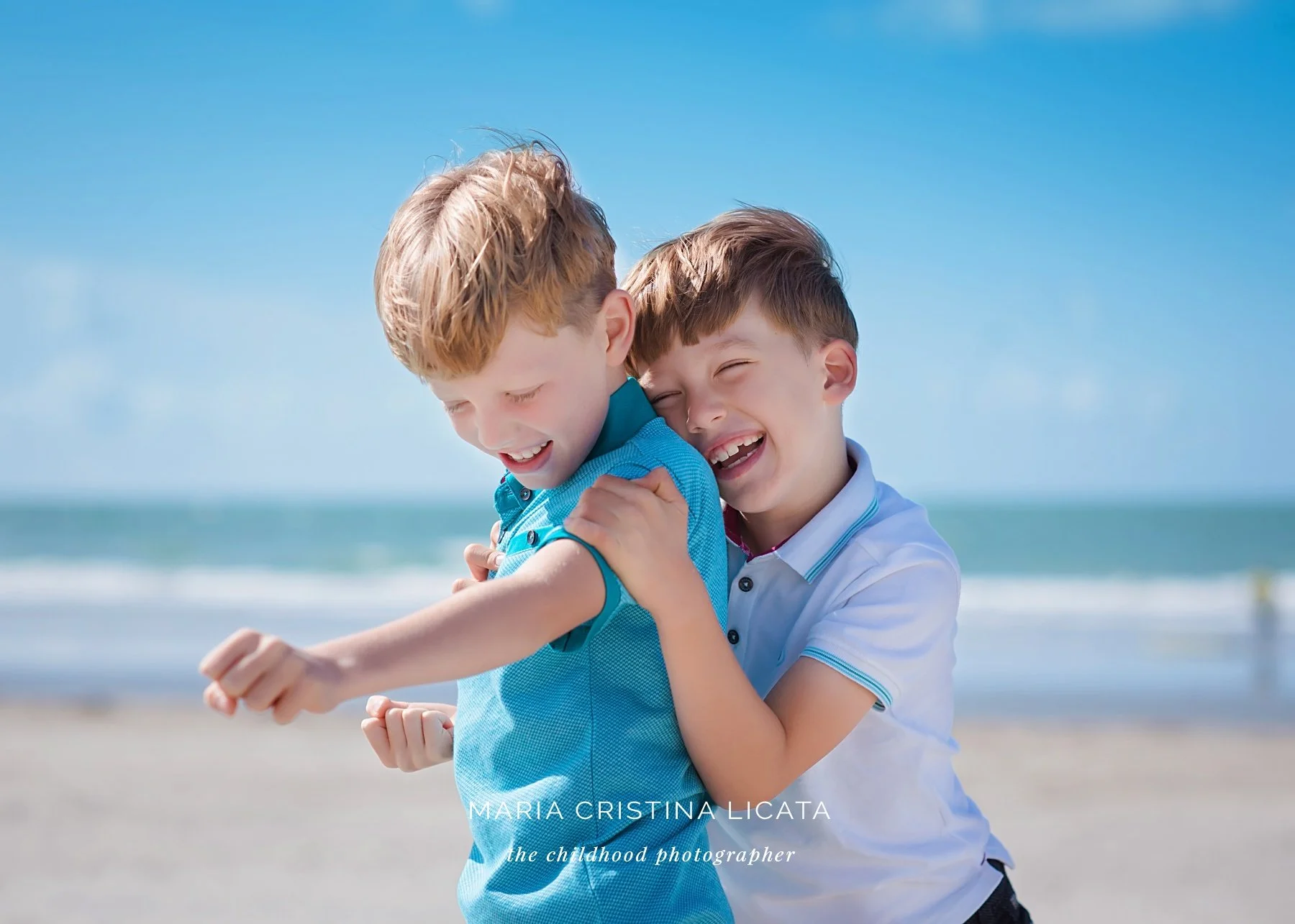 fun family photos on the beach