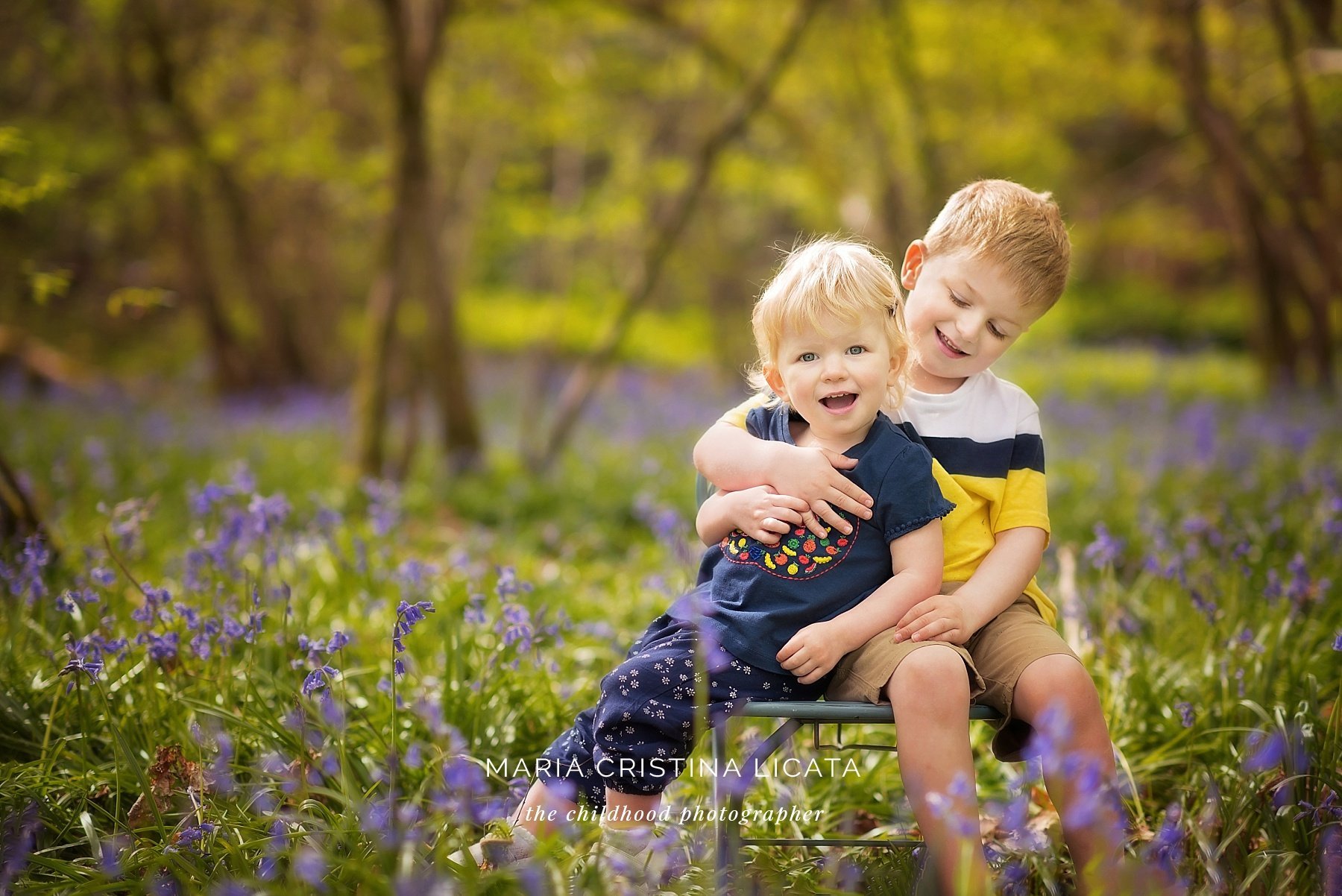 Family spring portraits <br />in the bluebells near Winchester bluebells family portraits winchester