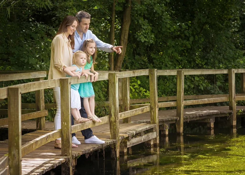 best_family_photoshoot_locations_0017_webp family photoshoot reading dinton pastures