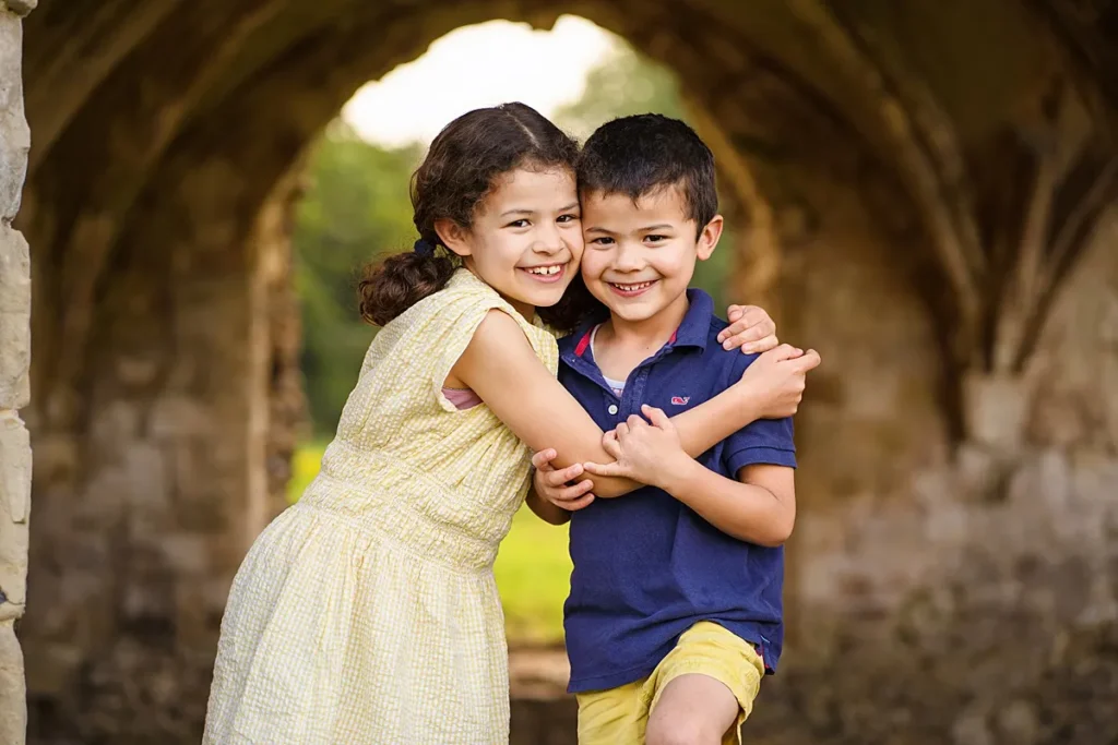 best_family_photoshoot_locations_0027_webp family photoshoot waverley abbey