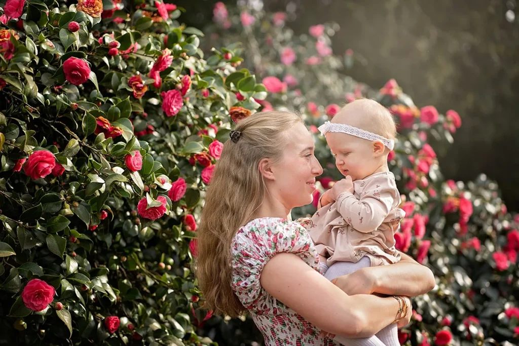 best_family_photoshoot_locations_0041_webp family photoshoot london kew garden